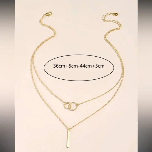 Geometric layered chain necklace with circle and bar pendants gold - Picture 6 of 9